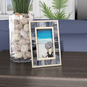 Marco de fotos de cuerno y hueso hecho a mano de madera maciza con diseño de incrustaciones texturizadas, tamaño personalizado para aniversario, graduación, fotos familiares - Product Image 1