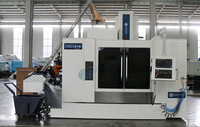 Centre d'usinage vertical CNC VMC1370 BT50, magazine à 24 outils, déplacement 1300 x 700 x 700 mm, pièces en aluminium
