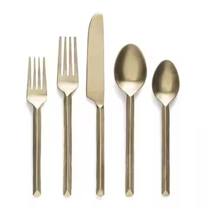 Juego de Cubiertos de Metal Contemporáneo, Cubertería Fina para la Industria Hotelera y Entretenimiento en el Hogar - Product Image 6