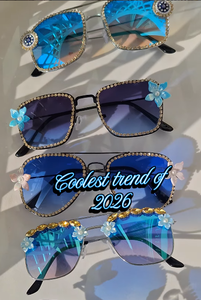 Gafas de sol de mujer con montura metálica de pentagrama y diamantes de imitación, ideales para bodas de verano, fiestas en la piscina, o como detalles de protección solar. - Product Image 4