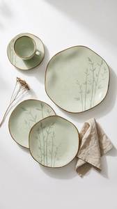 Service de vaisselle moderne en porcelaine, assiettes carrées vertes à motif bambou, finition brillante, passe au lave-vaisselle, assiettes de service pour les dîners et les réceptions - Product Image 1