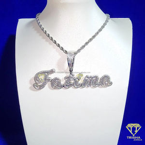 Elegante colgante clásico con letras en plata de ley 925 con diamantes cultivados en laboratorio Bling VVS, perfecto para ocasiones especiales - Product Image 4