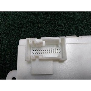 ECUs et modules informatiques d'occasion de classe E A2139001610 - Product Image 4