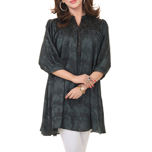 เสื้อผู้หญิงดีไซน์สวยมีเสน่ห์พร้อมดีไซน์ลำลองสวมใส่สบาย เหมาะสำหรับแฟชั่นประจำวัน การเดินทาง ช้อปปิ้ง วันหยุดสุดสัปดาห์ และกิจกรรมกลางแจ้ง - Product Image 1