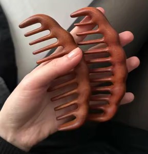 Peine de Madera para Cabello y Barba de Alta Calidad, Precio Económico, para Uso Doméstico, Artesanía Natural Duradera - Product Image 5