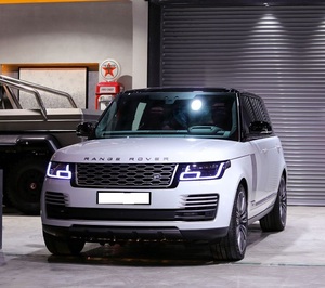 Range Rover Vogue en Estado Premium, SUV de Lujo, Diseño de Alta Gama, Motor Potente, Experiencia de Conducción de Lujo, Listo para Exportar - Product Image 1