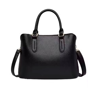 Bolso de mano informal para mujer, ligero, elegante y duradero, perfecto para uso diario, viajes y actividades al aire libre - Product Image 4