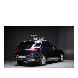 Genesis GV70 2.5T 2024, Gasolina, 2WD, con Caja de Cambios Automática, Asientos de Cuero, Cámara Trasera, 3,818 km, con Volante a la Izquierda - Product Image 2