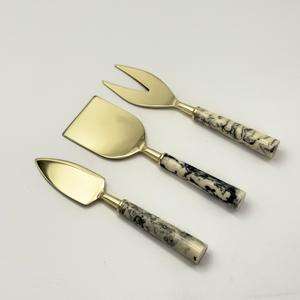 Juego de Cuchillos para Queso con Mango de Resina y Hoja Dorada, Utensilios de Cocina - Product Image 6