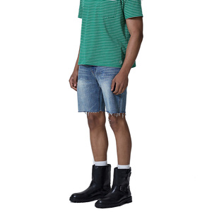 Shorts en jean personnalisés pour hommes, fabriqués en usine OEM, respirants, vintage, coupe droite, avec patch brodé, taille mi-haute, bleu délavé pour l'été - Product Image 2