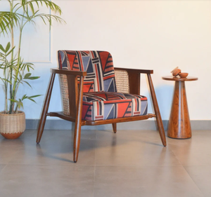 Fauteuil en bois de style mid-century modern, fauteuil lounge rembourré, structure en bois massif, tressage en rotin, meubles de salon - Product Image 1