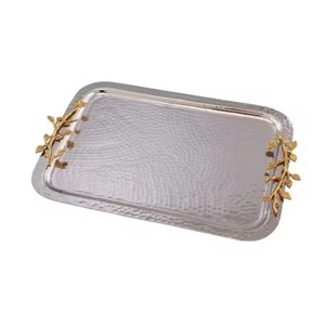 Bandeja Decorativa Ovalada Plateada con Asas de Estrella de Mar Doradas, Diseño Costero, Artesanía Metálica, Pieza Única - Product Image 3