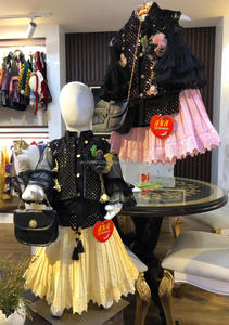 เสื้อและกระโปรงผ้าฝ้ายสำหรับเด็กผู้หญิงสีเหลืองและสีชมพูพร้อมกระเป๋าลายดอกไม้ - Product Image 2