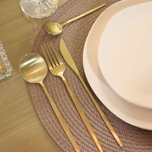 Ensemble de couverts en acier inoxydable doré mat, 4 pièces, cuillère à soupe ronde, fourchette à dîner, couteau, cuillère à café - Product Image 1
