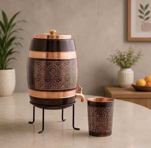 Pot à eau traditionnel en cuivre avec motif en relief, distributeur de stockage en cuivre, récipient à boisson fait main pour la maison, la cuisine et l'artisanat - Product Image 2