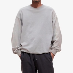 เสื้อสเวตเชิ้ตผู้ชายสไตล์วินเทจ ล้างสีแบบแอซิดวอช ผ้าฝ้าย คอกลม ขนแกะปักลายเรียบง่าย สำหรับฤดูหนาว ผลิตในปากีสถาน คุณภาพสูง รับผลิตแบบ OEM ของใหม่ - Product Image 2