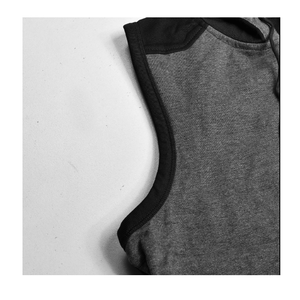 เสื้อฮู้ดแขนกุดออกกำลังกายแบบสวมใส่สบาย ระบายอากาศได้ดี คุณภาพสูง รับผลิตแบบ OEM พร้อมสกรีนโลโก้ตามสั่ง สีพื้น - Product Image 2