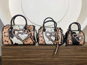 Sac bandoulière de luxe en cuir de vachette repoussé à la main, style vintage, grande capacité, pour le quotidien et les voyages - Collection Mars Expo - Product Image 4