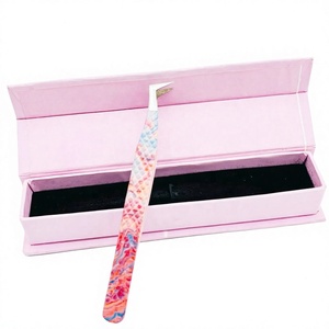 Pinzas para extensión de pestañas con revestimiento de papel y punta plateada brillante con punta de fibra, juego de pinzas para pestañas y estuche de cartón rosa. - Product Image 1