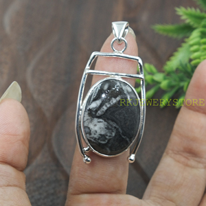 Colgante de piedra preciosa de jaspe piel de cebra natural, plata de ley 925, joyería hecha a mano, regalo para mujeres, unisex, regalo de Navidad - Product Image 5