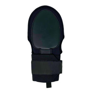 Protector de Palma para Béisbol KATBROS INDUSTRIES, Correa Ajustable, Diseño de Malla Tejida, Tamaño Personalizado, para Lanzadores Diestros, para el Campo Interior - Product Image 2