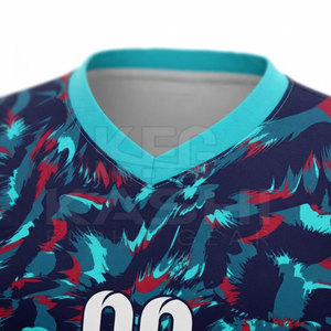 เสื้อยืดกีฬาแขนสั้นคอวีทรงหลวม ระบายอากาศได้ดี เป็นมิตรกับสิ่งแวดล้อม ผลิตจากผ้าฝ้าย 100% ขายดี ออกแบบลายทีมฟุตบอลได้ตามต้องการ - Product Image 5
