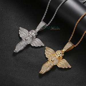 Colgante de Ángel en Plata 925 con Baño de Rodio y Moissanita de Corte Brillante Redondo, Unisex, para Uso Diario - Product Image 5