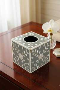Caja de pañuelos hecha a mano con incrustaciones de nácar, diseño floral, portapañuelos cuadrado geométrico floral - Product Image 1