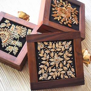 Pochette élégante pour femme en bois écologique, artisanat en bambou et bois pour soirées chics - Product Image 6