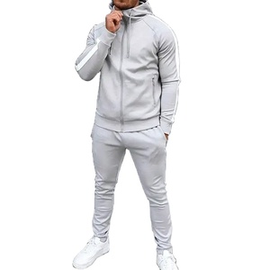 Conjuntos Deportivos de Invierno Transpirables Personalizados al por Mayor para Hombre, Ligeros, de Poliéster/Algodón de Alta Calidad - Product Image 1