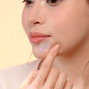 Patchs anti-taches EZ Touch Microdarts avec acide hyaluronique et niacinamide, patchs ronds de 20 mm - Product Image 1