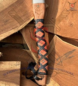 Tomahawks en acier au carbone de 4 3/4 pouces, fabriqués à la main par Steel Craft International, avec manche en bois d'acacia naturel, forgés, outil de camping, garantie 1 an - Product Image 3