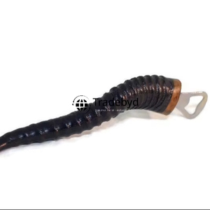 Elegante abridor de botellas con mango de cuerno, accesorio de barra hecho a mano para decoración rústica del hogar de Tradebyd - Product Image 2