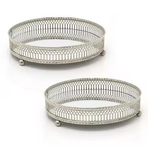 Bandejas de Servir de Latón Hechas a Mano con Acabados Modernos y Elegantes, Ecológicas y Duraderas para Uso en el Hogar Contemporáneo - Product Image 2