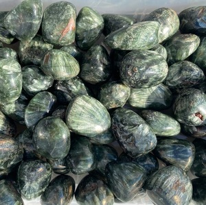 Piedras Rodadas de Seraphinite Natural, Cristal Verde Curativo para Reiki, Meditación, Decoración Energética, Venta al por Mayor, Feng Shui, Amor, Rajasthan - Product Image 4