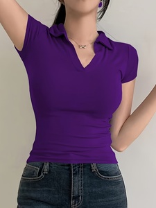 Camiseta Casual Corta para Mujer, Diseñada para Brindar Comodidad, Estilo y Combinaciones Flexibles para el Día a Día - Product Image 1