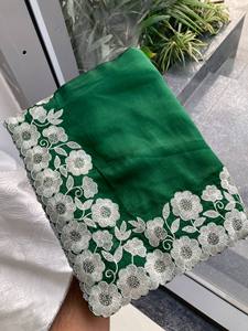 Sari de luxe brodé pour femme, en soie douce, pour l'hiver et l'été, idéal pour les fêtes, avec bordure richement brodée, ensemble de mariage indien - Product Image 5
