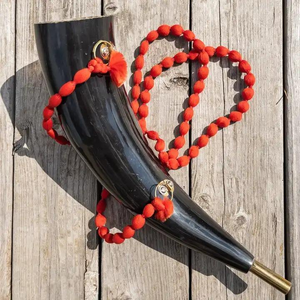 Corneta de Trompeta Vikinga Exclusiva de Búfalo Natural, Hecha a Mano, Moderna, Ecológica, Directamente del Fabricante - Product Image 1