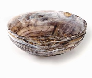 Bol de service artisanal en résine dorée effet ambre poli pour fruits et collations, design minimaliste, vaisselle non revêtue, idéal pour les fêtes - Product Image 5