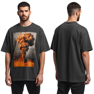 Camiseta de Lujo para Hombre, Corte Holgado, con Diseño Gráfico Inspirado en Inferno y Bordado Chenille - Product Image 1