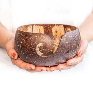 ชามเปลือกมะพร้าว DHT Handicraft แบบยั่งยืน สไตล์โบโฮ สีธรรมชาติ สำหรับตกแต่งงานปาร์ตี้ เหมาะสำหรับผู้ให้บริการจัดเลี้ยงและโรงอาหาร ผลิตในเวียดนาม - Product Image 2