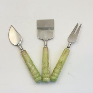 Ensemble de couteaux à fromage de luxe en acier inoxydable de haute qualité pour mariage royal, avec finition miroir et portabilité - Product Image 2