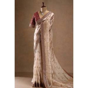 Sari pour femmes de créateur avec des paillettes et des broderies en cordon - Product Image 2