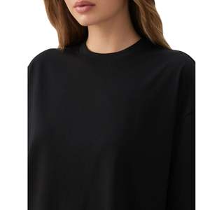 Camiseta Negra Oversize para Mujer al por Mayor, 100% Algodón, con Logotipo Personalizado, Lisa, Casual, de Corte Holgado, Básica, OEM, Marca Privada - Product Image 4