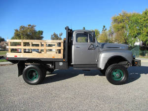 รถกระบะรุ่นเก่าปี 1948 F-550 V8 454 ยอดนิยม พร้อมส่งวันนี้ - Product Image 2