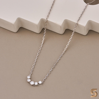 Collier en or blanc massif 10K avec diamants de laboratoire sertis clos, chaîne à cinq pierres, bijou délicat pour le quotidien