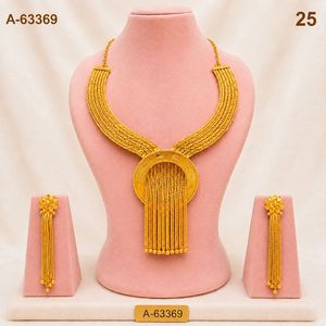 Traditional Indian Gold Finish <b>Statement</b> <b>Necklace</b> & Earrings Jewelry Set A-633387 - Product Image 2