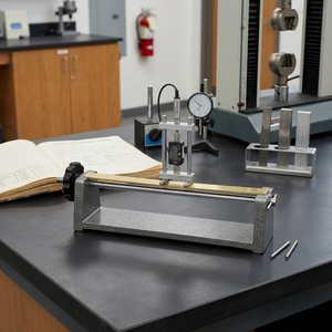 Machine d'essai pour l'analyse des barres de résistance |   Équipement de laboratoire pour la cintrage de poutres |   Appareil d'essai de résistance des matériaux pour la physique - Product Image 2