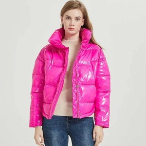 Veste matelassée écologique beige pour femme, col coussin, fermeture éclair, manches longues, manteau d'hiver épais, couleur unie, extérieur en polyester - Product Image 4