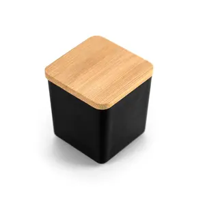 Bougie d'aromathérapie en cire de soja au design minimaliste, dans un bocal carré en verre avec couvercle en bambou, aux senteurs de mousse de chêne et d'ambre - Product Image 3